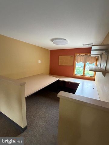 710 LAUREL RD, Lindenwold, NJ 08021