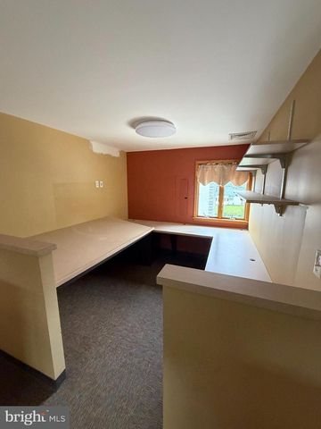 710 LAUREL RD, Lindenwold, NJ 08021