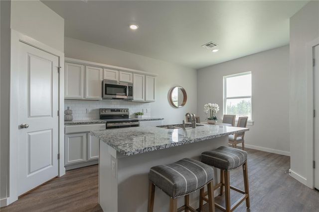 5191 Grassland Drive, Guthrie, OK 73044