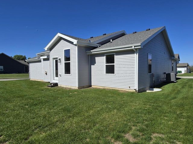 305 Cherry Street, Edgerton, WI 53534