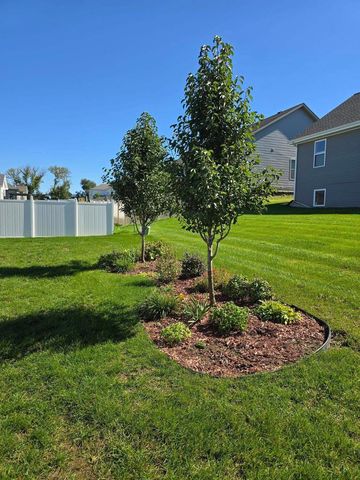 305 Cherry Street, Edgerton, WI 53534