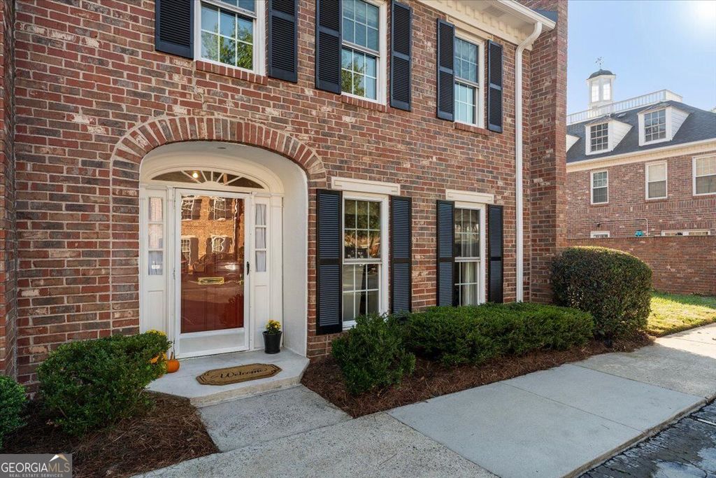 16 Palace Green Place NW, Atlanta, GA 30318 — photo 2