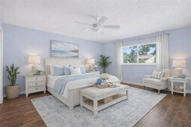2522 CLUBHOUSE DRIVE 204, Sarasota, FL 34232