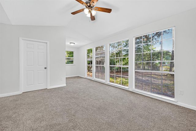 16643 Lake Circle, Conroe, TX 77302