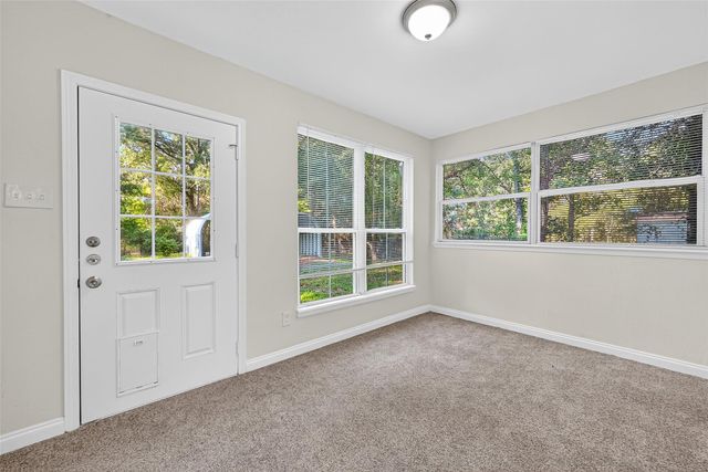 16643 Lake Circle, Conroe, TX 77302