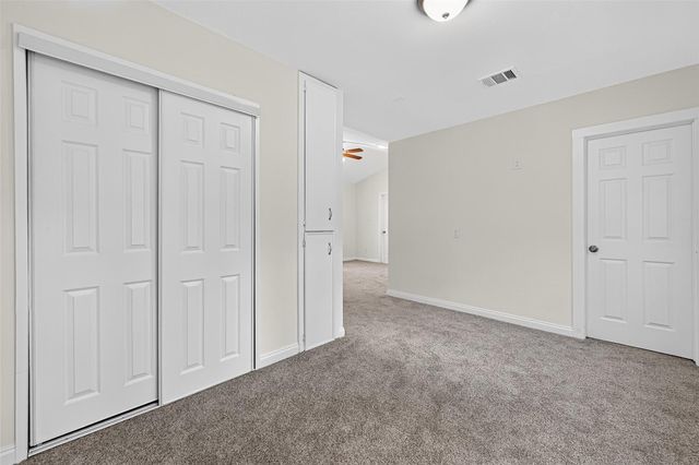 16643 Lake Circle, Conroe, TX 77302