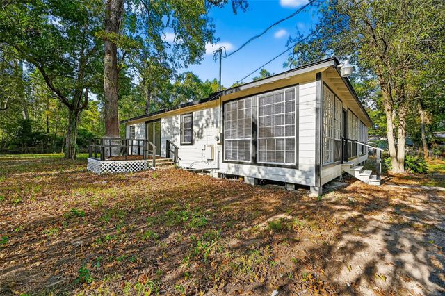 16643 Lake Circle, Conroe, TX 77302