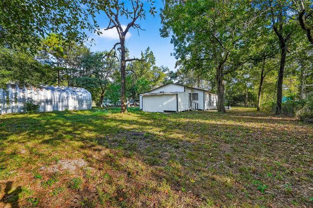 16643 Lake Circle, Conroe, TX 77302