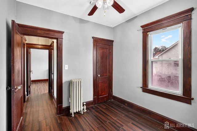 11 S Livingston Avenue S, Fords, NJ 08863