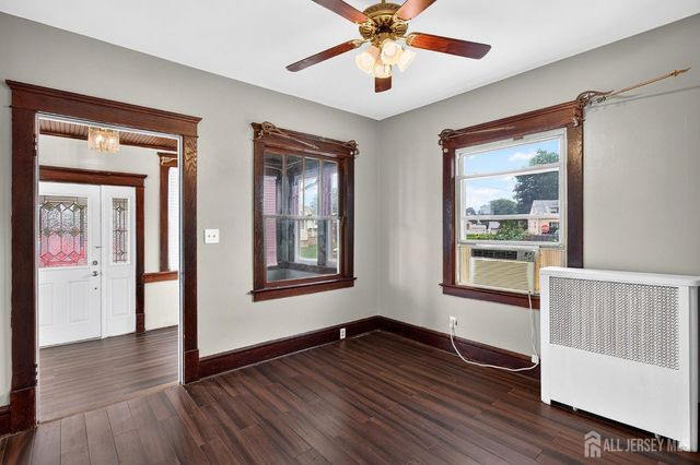 11 S Livingston Avenue S, Fords, NJ 08863