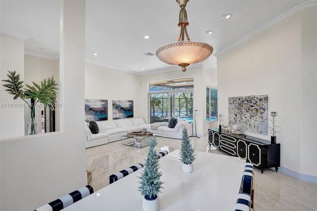 306 Egret Ln 306, Weston, FL 33327