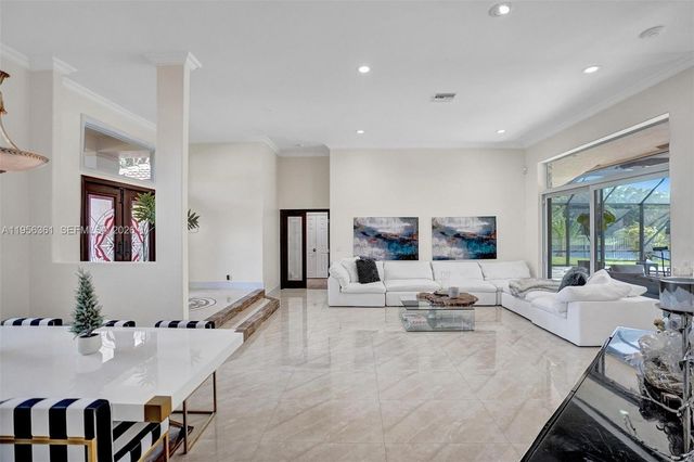 306 Egret Ln 306, Weston, FL 33327