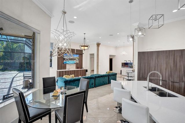 306 Egret Ln 306, Weston, FL 33327