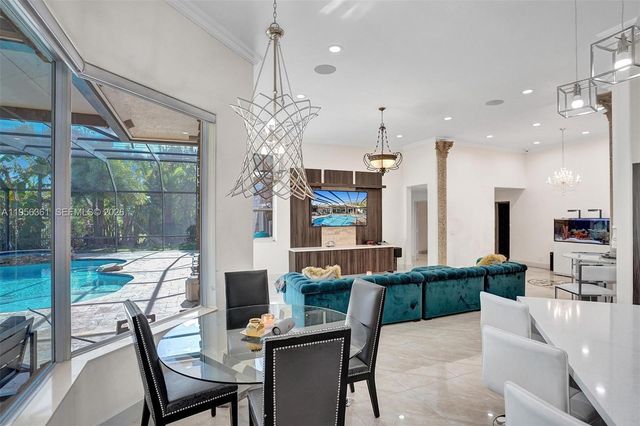 306 Egret Ln 306, Weston, FL 33327