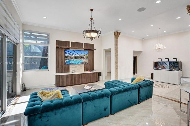 306 Egret Ln 306, Weston, FL 33327