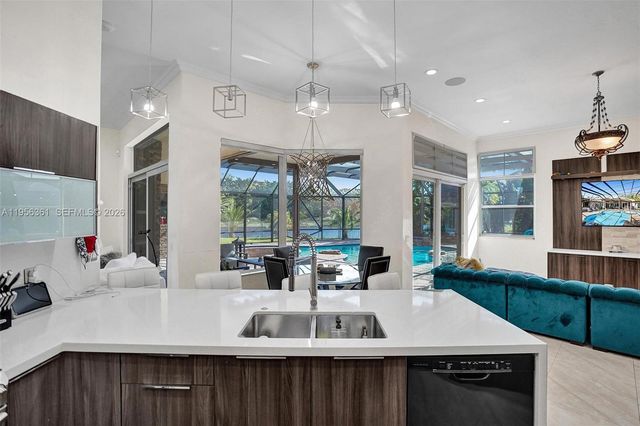 306 Egret Ln 306, Weston, FL 33327