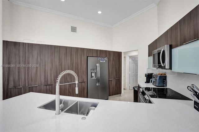 306 Egret Ln 306, Weston, FL 33327