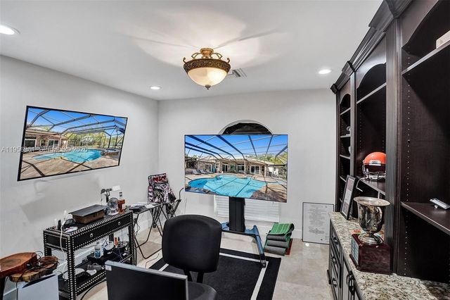 306 Egret Ln 306, Weston, FL 33327