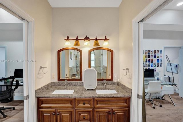 306 Egret Ln 306, Weston, FL 33327