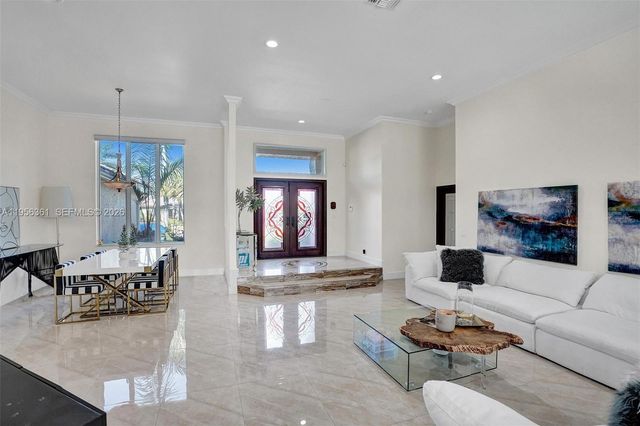 306 Egret Ln 306, Weston, FL 33327