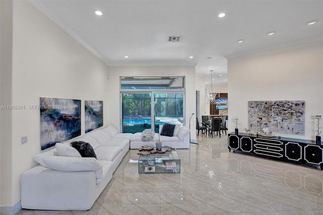 306 Egret Ln 306, Weston, FL 33327