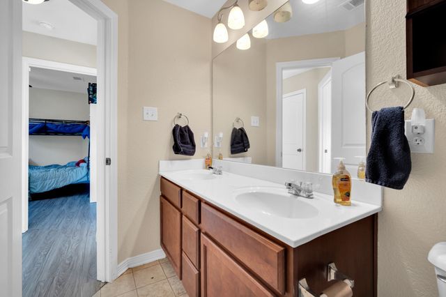 417 Cotton Bend Trail, Venus, TX 76084