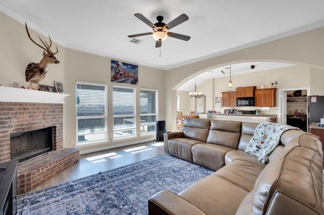 417 Cotton Bend Trail, Venus, TX 76084