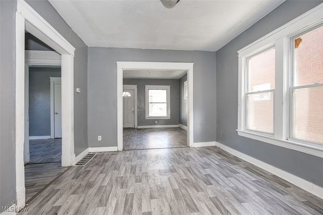 11232 Continental Avenue, Cleveland, OH 44104