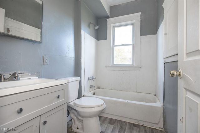 11232 Continental Avenue, Cleveland, OH 44104