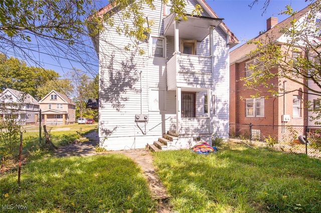 11232 Continental Avenue, Cleveland, OH 44104