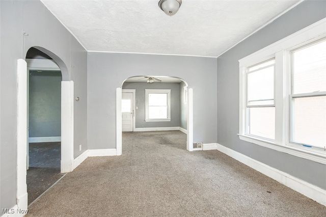 11232 Continental Avenue, Cleveland, OH 44104