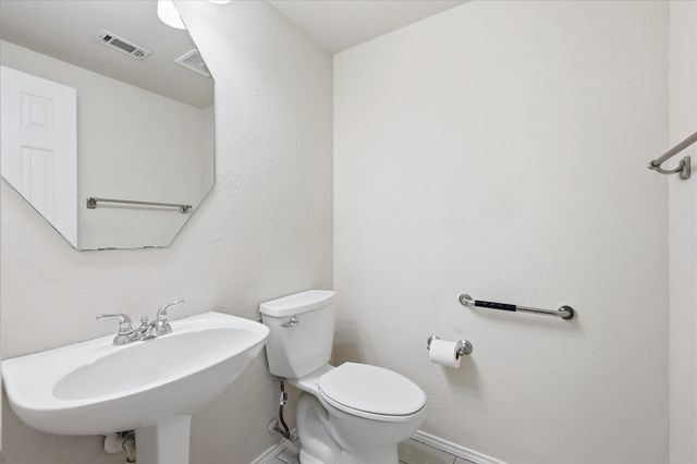 105 Dorsett Drive, Irving, TX 75063