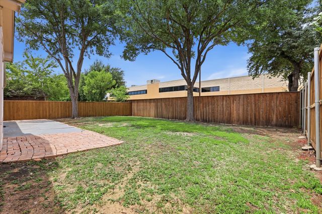 105 Dorsett Drive, Irving, TX 75063