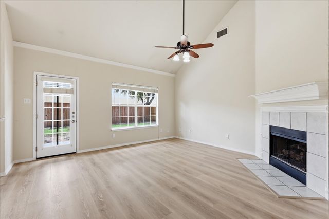 105 Dorsett Drive, Irving, TX 75063