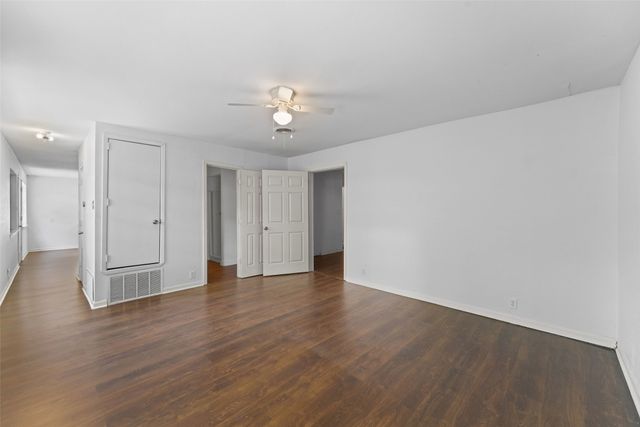 1200 S Jackson Street, Kaufman, TX 75142