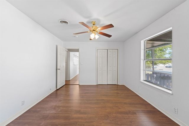 1200 S Jackson Street, Kaufman, TX 75142