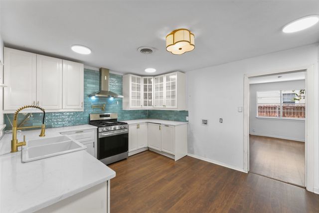 1200 S Jackson Street, Kaufman, TX 75142