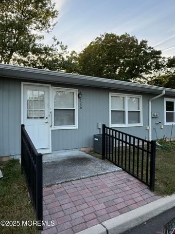 435D Picardy Court, Lakewood, NJ 08701