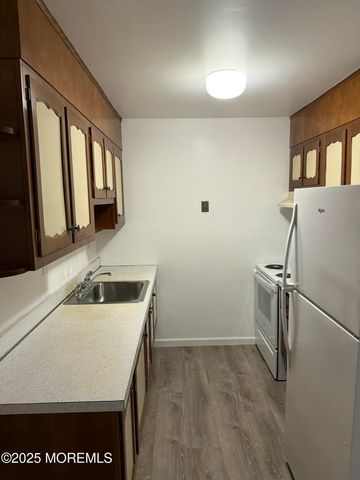 435D Picardy Court, Lakewood, NJ 08701