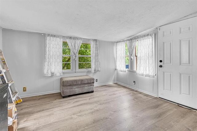 12208 E 62nd Terrace, Kansas City, MO 64133