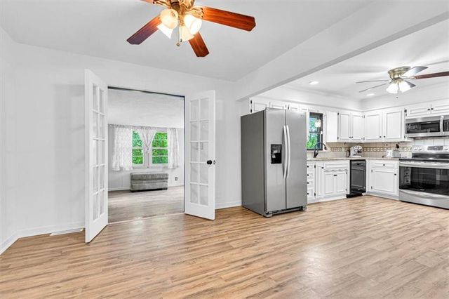 12208 E 62nd Terrace, Kansas City, MO 64133