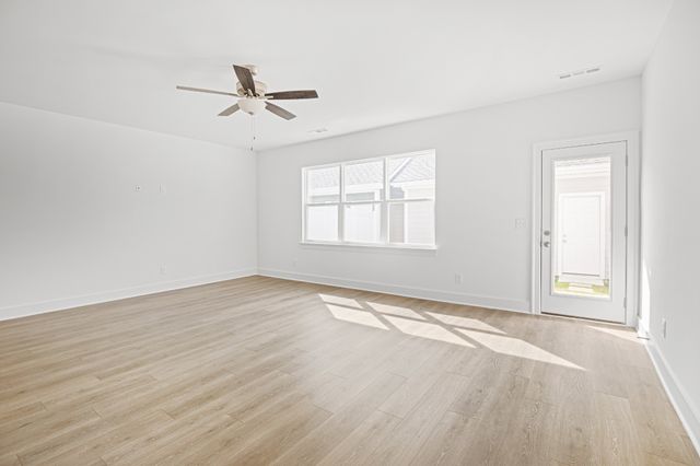 5061 Greentree, Smyrna, TN 37167