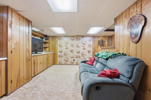 7233 Delaine DRIVE, Oak Creek, WI 53154