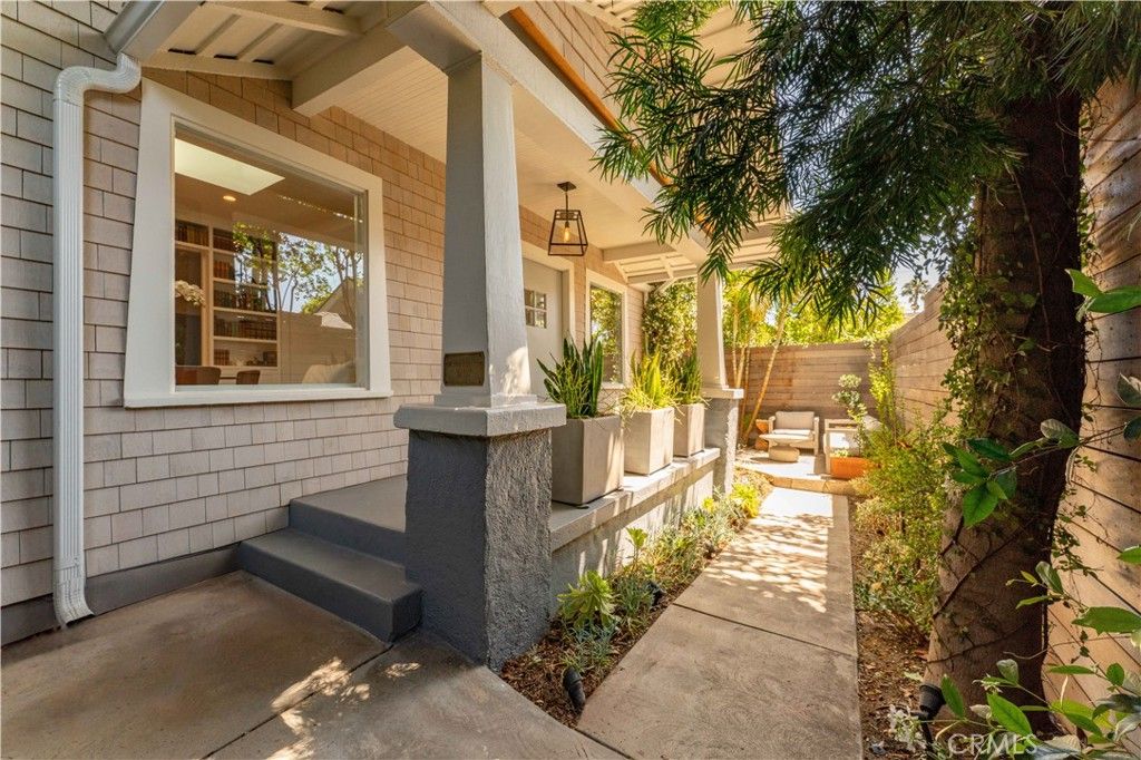 8863 Cynthia, West Hollywood, CA 90069
