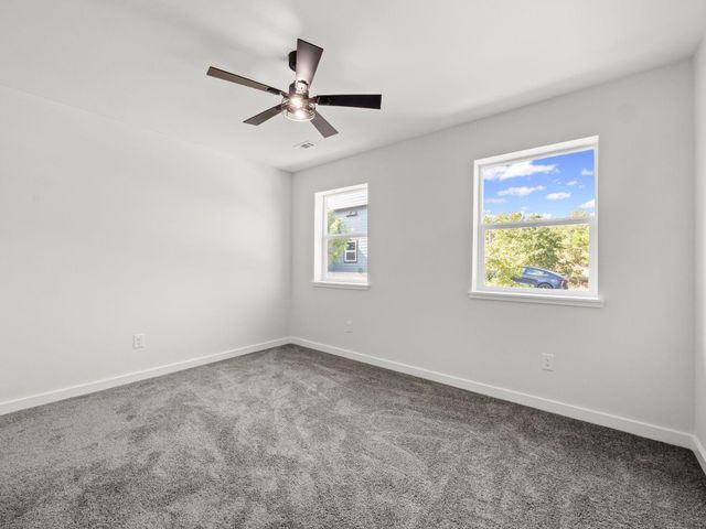 173 Kahalulu DR, Bastrop, TX 78602