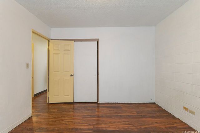 94-246 Leoku Street G226, Waipahu, HI 96797