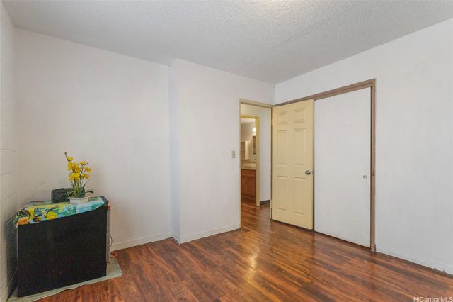 94-246 Leoku Street G226, Waipahu, HI 96797
