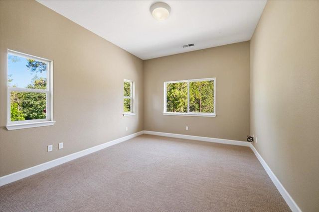 15890 Orchard Springs Rd, Grass Valley, CA 95945