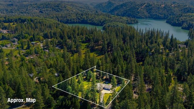 15890 Orchard Springs Rd, Grass Valley, CA 95945