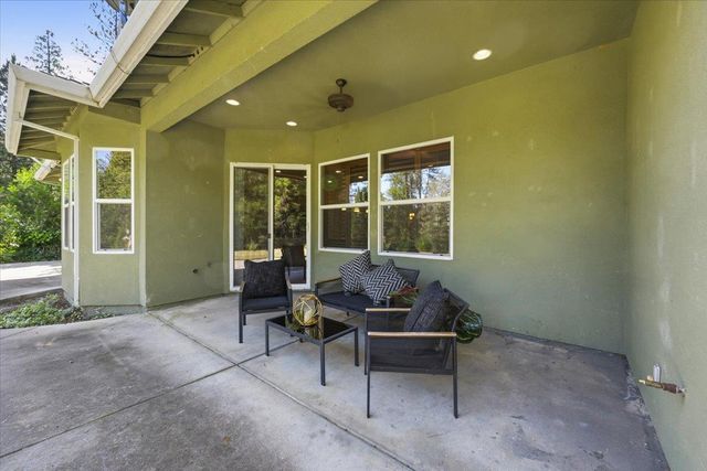 15890 Orchard Springs Rd, Grass Valley, CA 95945